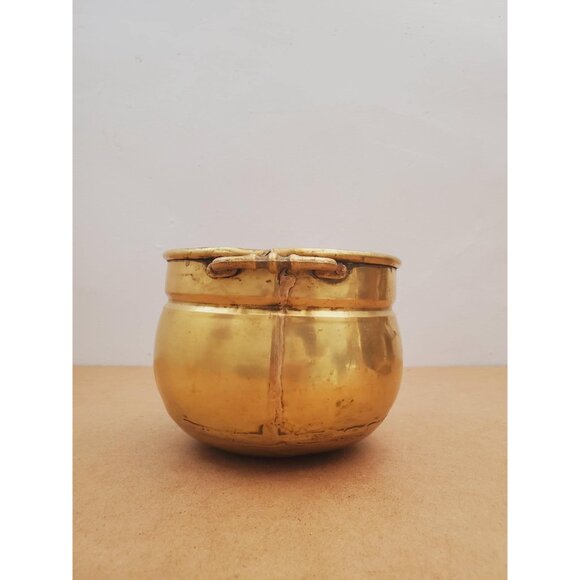 solid brass flowerpot, solid brass flowerpot cache. Vintage brass planter pot - Picture 2 of 10